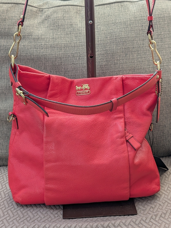 Coach Handbags - Coach Madison Isabelle Leather Shoulder Bag w COA EUC